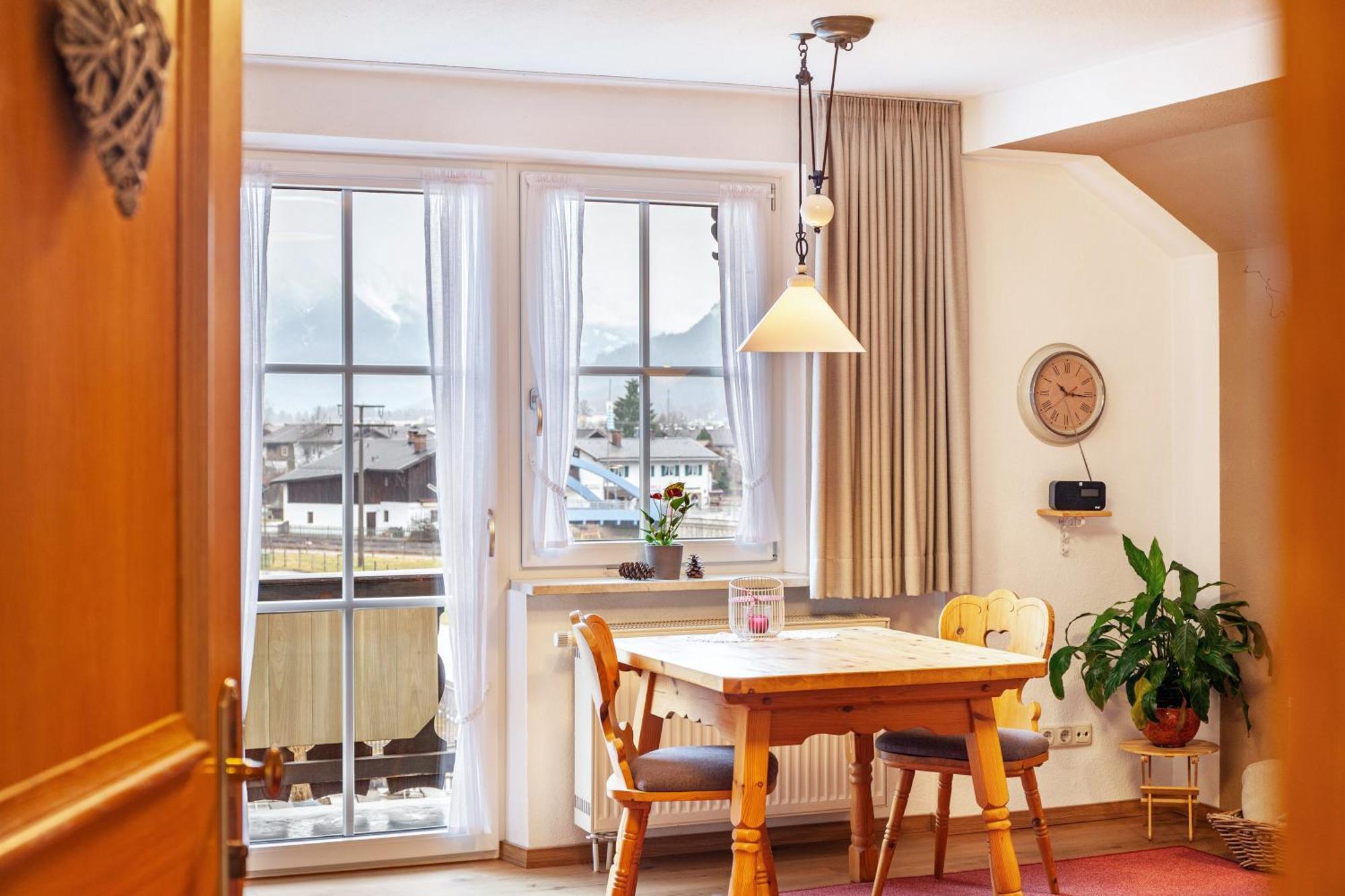 Ferienwohnung Zugspitzblick Фархант Екстериор снимка